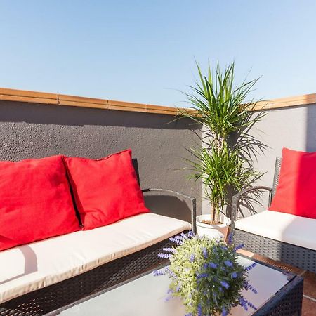 Gr3-Renovated Apt Next To Old Town With Cozy Terrace Lägenhet Málaga Exteriör bild