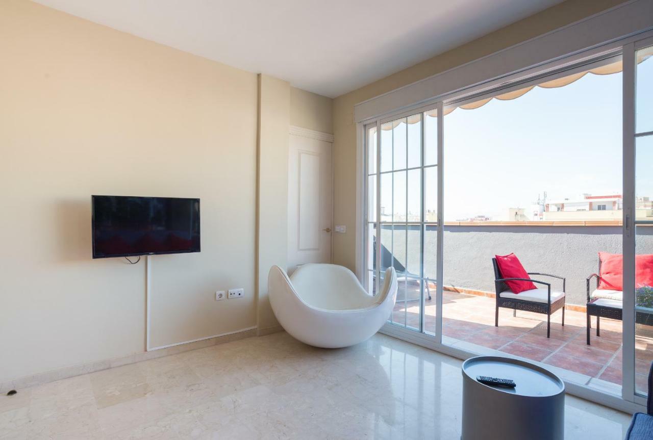 Gr3-Renovated Apt Next To Old Town With Cozy Terrace Lägenhet Málaga Exteriör bild