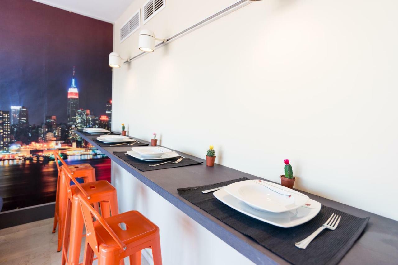 Gr3-Renovated Apt Next To Old Town With Cozy Terrace Lägenhet Málaga Exteriör bild